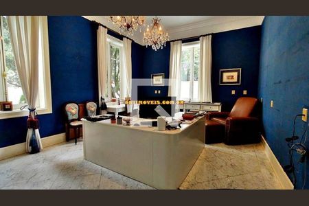 Casa à venda com 5 quartos, 200m² em Morumbi, São Paulo