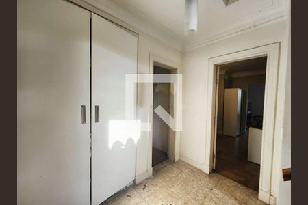 Casa à venda com 3 quartos, 370m² em Real Parque, São Paulo