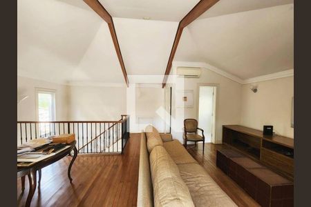 Casa à venda com 3 quartos, 370m² em Real Parque, São Paulo