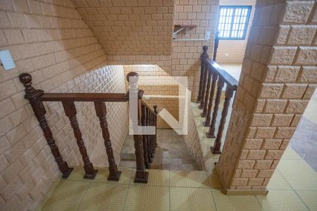 Escada  de casa para alugar com 2 quartos, 100m² em Cidade Ademar, Diadema