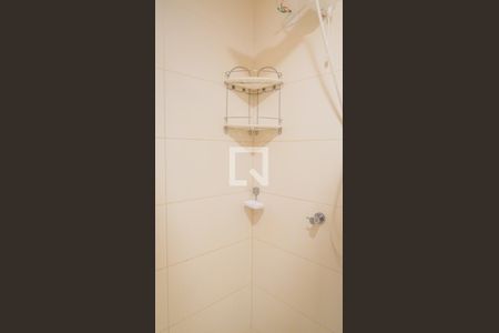 Banheiro de apartamento para alugar com 1 quarto, 55m² em Setor Oeste, Goiânia