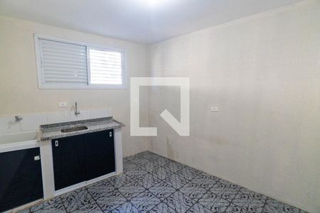 Cozinha e Área de Serviço de casa para alugar com 1 quarto, 50m² em Parque Jabaquara, São Paulo