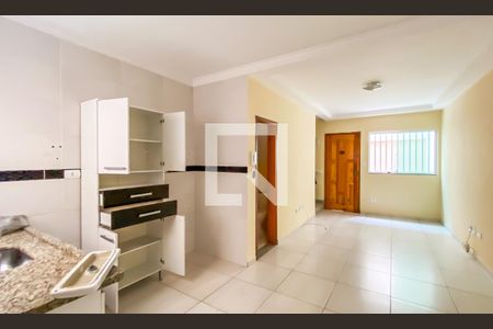 Sala/Cozinha de casa de condomínio para alugar com 2 quartos, 54m² em Vila Ponte Rasa, São Paulo