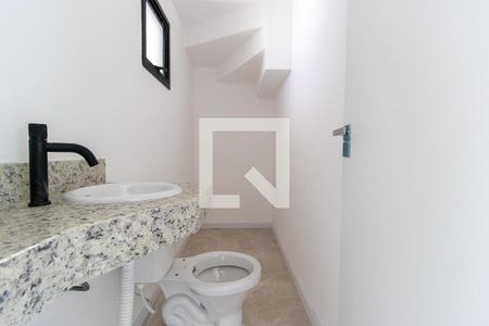 lava de casa de condomínio para alugar com 2 quartos, 110m² em Uberaba, Curitiba