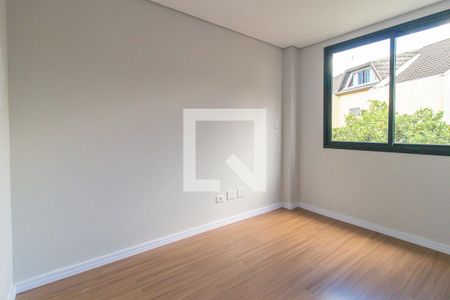 Quarto 1 de casa de condomínio para alugar com 2 quartos, 110m² em Uberaba, Curitiba