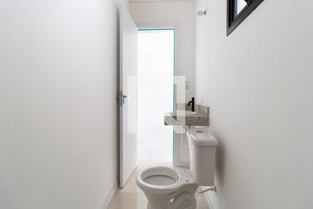 Lavabo de casa de condomínio para alugar com 2 quartos, 110m² em Uberaba, Curitiba