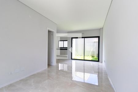 sala de casa de condomínio para alugar com 2 quartos, 110m² em Uberaba, Curitiba