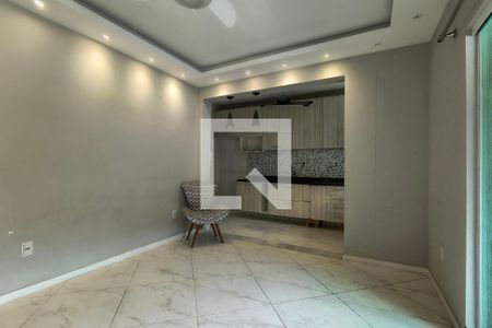 Sala de casa de condomínio à venda com 2 quartos, 96m² em Freguesia (jacarepaguá), Rio de Janeiro