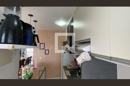 Cozinha de apartamento para alugar com 2 quartos, 56m² em Ipiranga, Goiânia