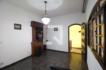 Casa para alugar com 3 quartos, 240m² em Jardim Jacana, São Paulo