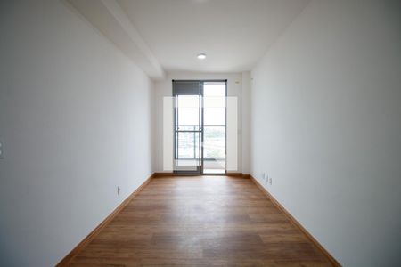 Sala de apartamento para alugar com 1 quarto, 34m² em Santo Cristo, Rio de Janeiro