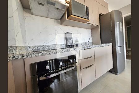 Cozinha de apartamento para alugar com 1 quarto, 33m² em Vila Cordeiro, São Paulo