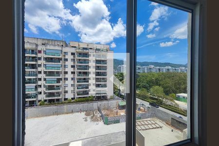 Quarto Janela de apartamento à venda com 2 quartos, 46m² em Recreio dos Bandeirantes, Rio de Janeiro