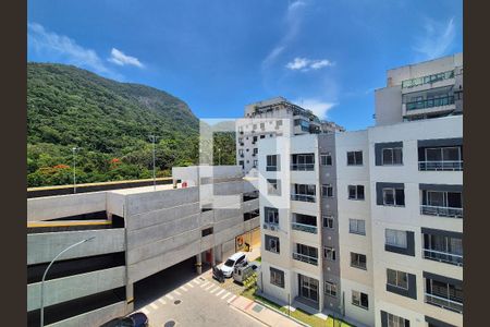 Vista  de apartamento à venda com 2 quartos, 46m² em Recreio dos Bandeirantes, Rio de Janeiro
