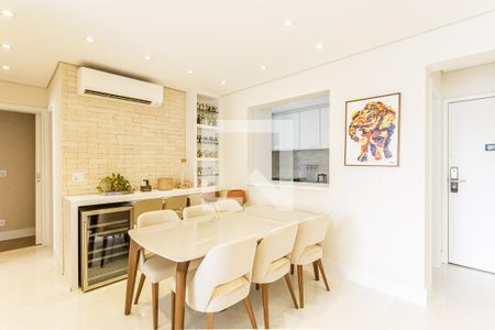 Sala de apartamento à venda com 2 quartos, 72m² em Itaim Bibi, São Paulo