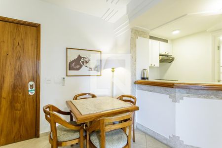 Sala de apartamento à venda com 1 quarto, 44m² em Jardim Paulistano, São Paulo