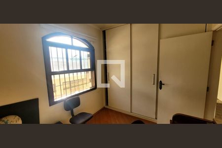 Quarto de casa à venda com 4 quartos, 200m² em Vila Pedra Branca, São Paulo