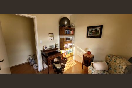 Quarto de casa à venda com 4 quartos, 200m² em Vila Pedra Branca, São Paulo