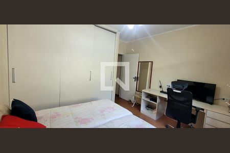 Quarto de casa à venda com 4 quartos, 200m² em Vila Pedra Branca, São Paulo