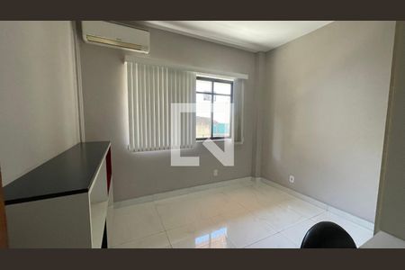 Quarto 1 de apartamento para alugar com 3 quartos, 131m² em Ilha do Governador, Rio de Janeiro