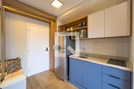 Cozinha de kitnet/studio para alugar com 1 quarto, 29m² em Liberdade, São Paulo