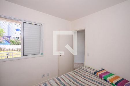 Quarto 1 de apartamento para alugar com 2 quartos, 52m² em Jardim Monte Alegre, Taboão da Serra