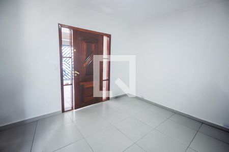 Sala 1 de casa para alugar com 2 quartos, 130m² em Parque Pinheiros, Taboão da Serra