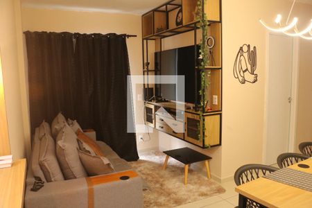 sala de apartamento para alugar com 2 quartos, 54m² em Califórnia, Nova Iguaçu