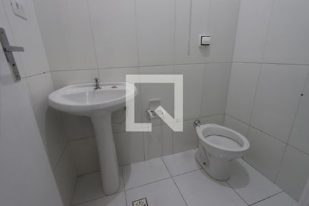 Banheiro de casa para alugar com 1 quarto, 90m² em Parque da Vila Prudente, São Paulo