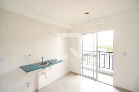 Sala e cozinha de apartamento à venda com 1 quarto, 30m² em Vila Carrão, São Paulo