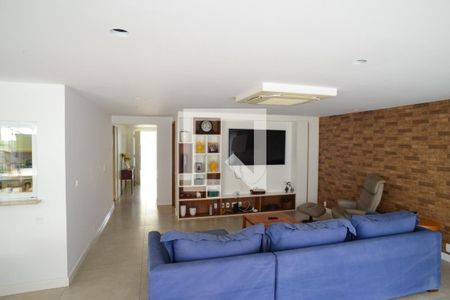 Sala de casa de condomínio à venda com 6 quartos, 543m² em Barra da Tijuca, Rio de Janeiro