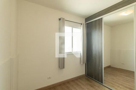 Quarto 2 Suite de apartamento para alugar com 2 quartos, 70m² em Bacacheri, Curitiba