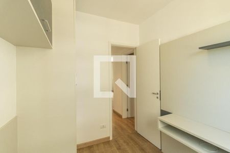 Quarto 1 de apartamento para alugar com 2 quartos, 70m² em Bacacheri, Curitiba