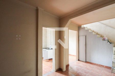 Sala 1 de casa para alugar com 2 quartos, 50m² em São João Batista, Belo Horizonte