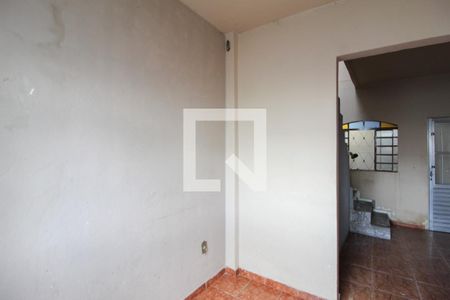 Sala 2 de casa para alugar com 2 quartos, 50m² em São João Batista, Belo Horizonte