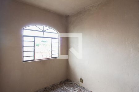 Sala 3 de casa para alugar com 2 quartos, 50m² em São João Batista, Belo Horizonte