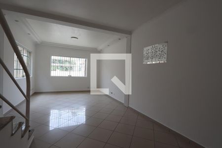 Sala de casa à venda com 3 quartos, 120m² em Vila Zelina, São Paulo