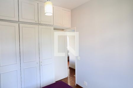 Quarto de apartamento à venda com 2 quartos, 54m² em Sagrada Família, Belo Horizonte