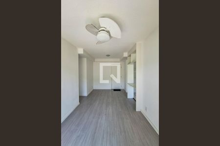 Sala de apartamento à venda com 2 quartos, 75m² em Maria Paula, Niterói