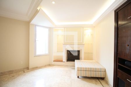 Sala de apartamento para alugar com 3 quartos, 150m² em Vila Suzana, São Paulo