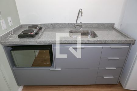 Sala e Cozinha de apartamento para alugar com 1 quarto, 25m² em Barra Funda, São Paulo