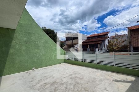 Sacada  de casa à venda com 4 quartos, 120m² em Jardim Ipe, São Bernardo do Campo