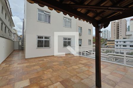 Varanda de apartamento à venda com 3 quartos, 158m² em Sagrada Família, Belo Horizonte