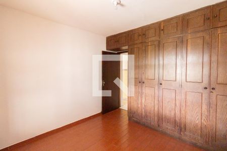 Casa para alugar com 2 quartos, 110m² em Jardim Ivana, São Paulo