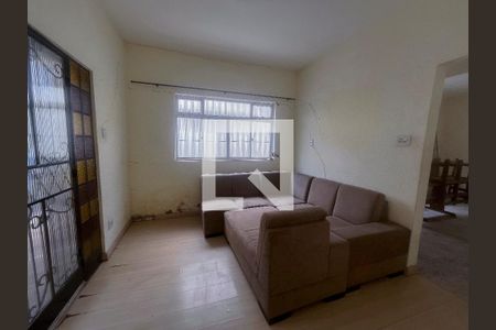 Sala de casa à venda com 3 quartos, 165m² em Santa Tereza, Belo Horizonte