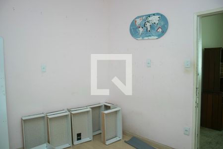 Quarto 2 de casa à venda com 3 quartos, 165m² em Santa Tereza, Belo Horizonte