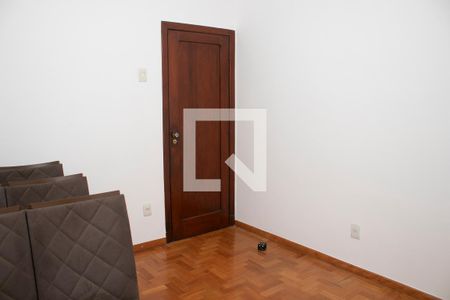 Quarto 2 de apartamento para alugar com 2 quartos, 85m² em Cruzeiro, Belo Horizonte
