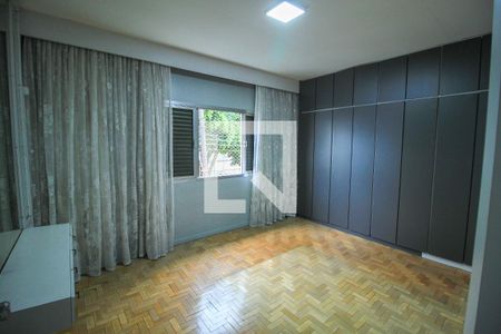 Casa para alugar com 3 quartos, 200m² em Vila Regente Feijó, São Paulo