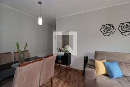 Sala de apartamento à venda com 2 quartos, 50m² em Cidade São Jorge, Santo André