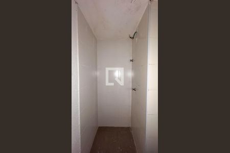 Banheiro de apartamento à venda com 2 quartos, 37m² em Jardim São Luís, São Paulo